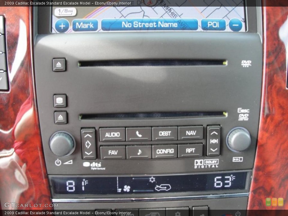 Ebony/Ebony Interior Controls for the 2009 Cadillac Escalade  #41862642