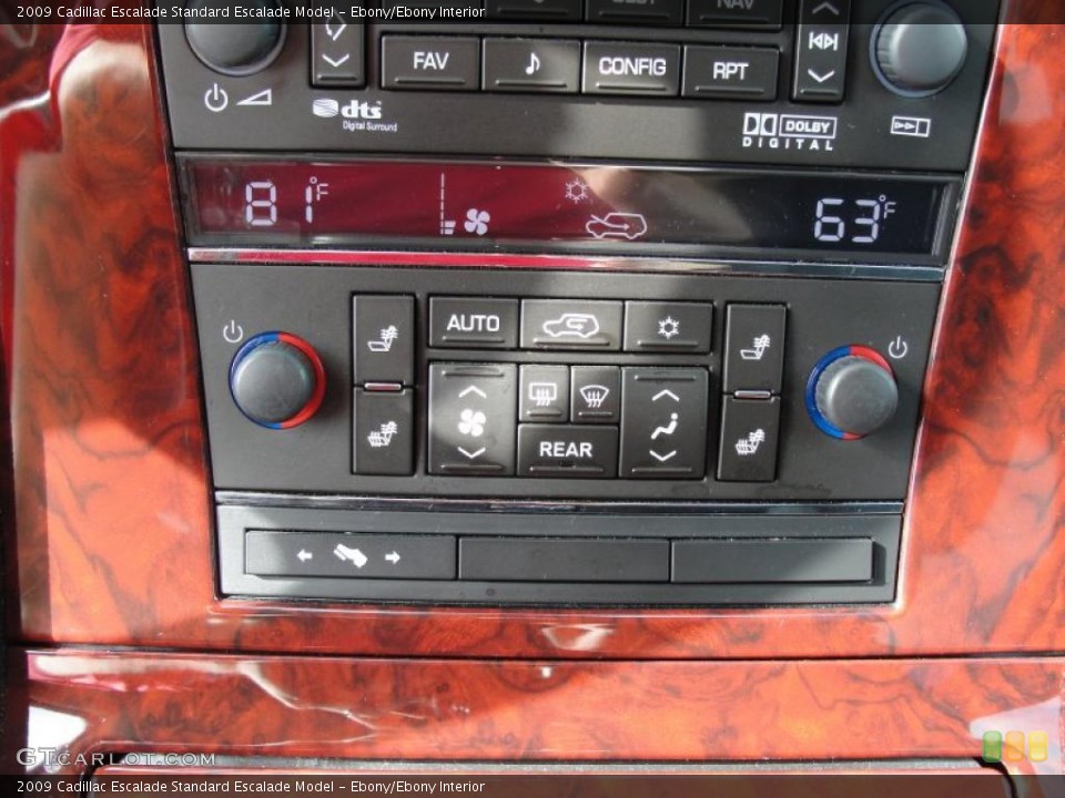 Ebony/Ebony Interior Controls for the 2009 Cadillac Escalade  #41862654