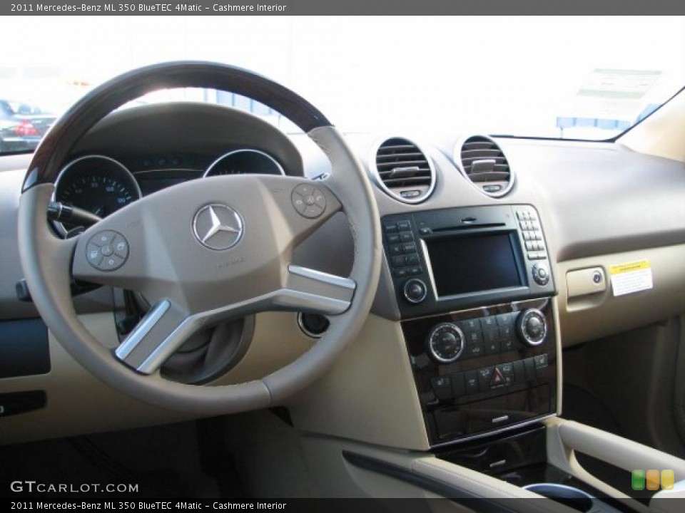Cashmere Interior Dashboard for the 2011 Mercedes-Benz ML 350 BlueTEC 4Matic #41870945