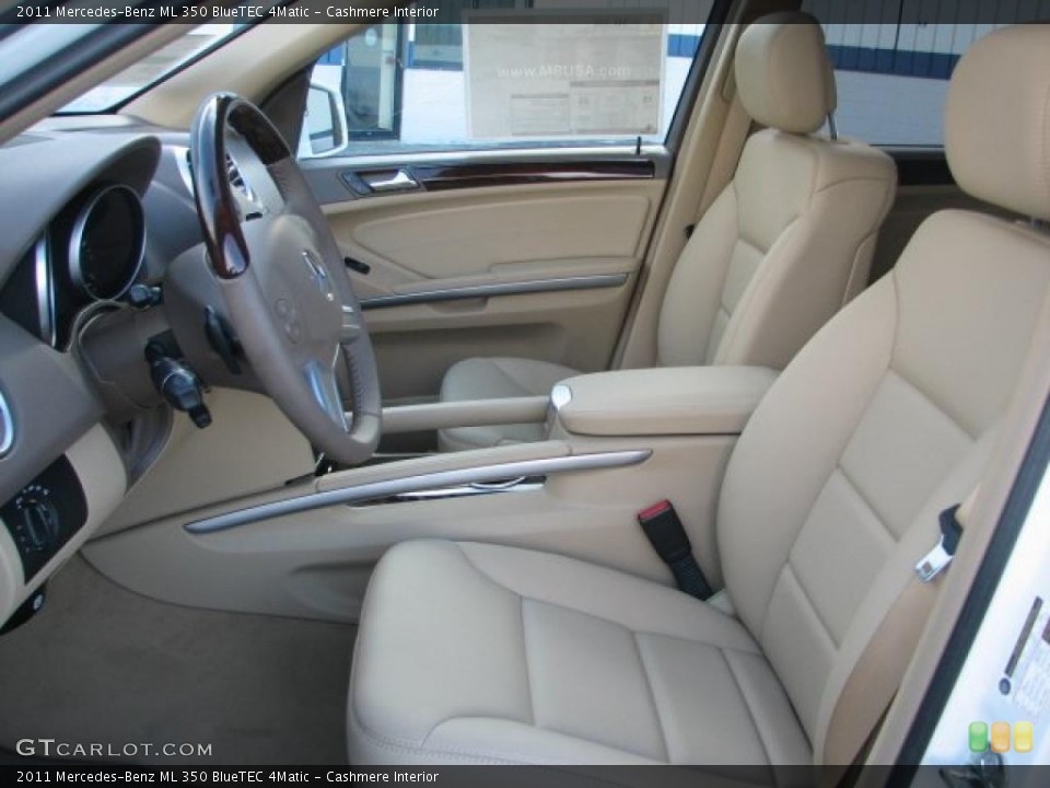 Cashmere Interior Photo for the 2011 Mercedes-Benz ML 350 BlueTEC 4Matic #41870973