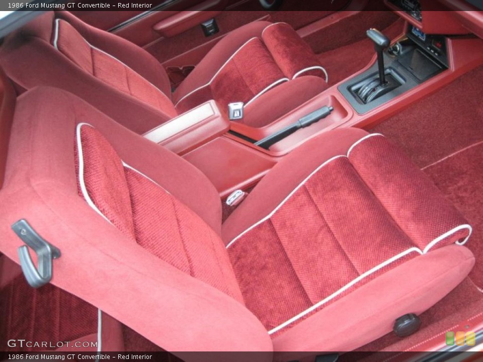 Red Interior Photo for the 1986 Ford Mustang GT Convertible #41872437