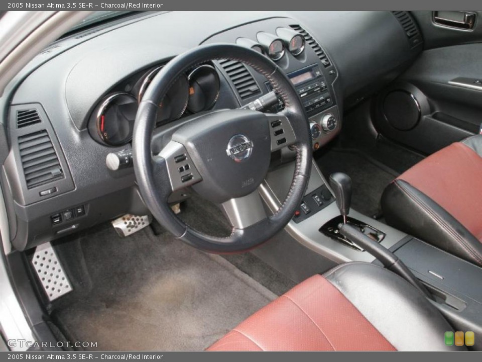 Charcoal/Red 2005 Nissan Altima Interiors