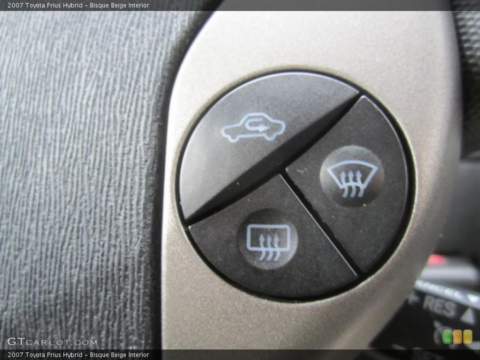Bisque Beige Interior Controls for the 2007 Toyota Prius Hybrid #41876402