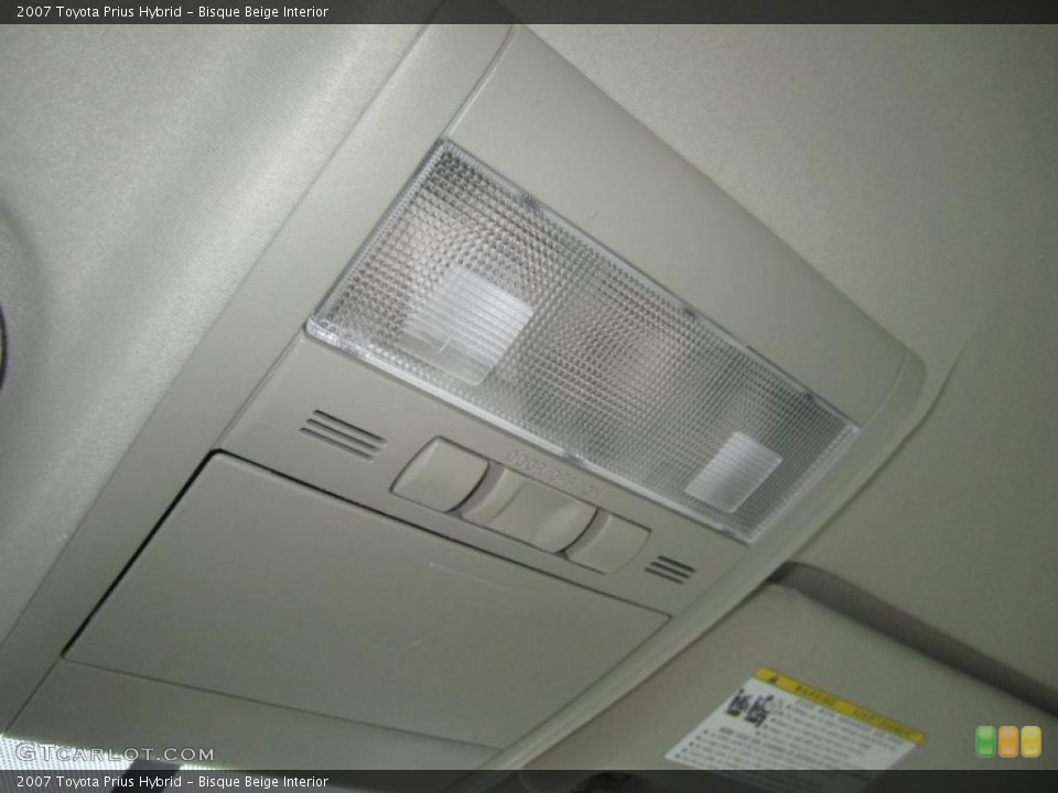 Bisque Beige Interior Controls for the 2007 Toyota Prius Hybrid #41876450