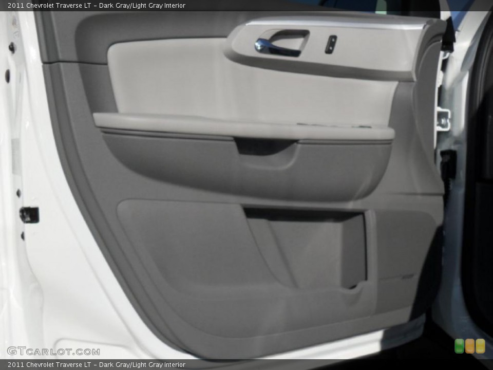 Dark Gray/Light Gray Interior Door Panel for the 2011 Chevrolet Traverse LT #41885291