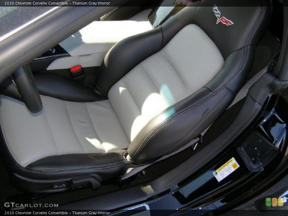 Titanium Gray Interior Photo for the 2010 Chevrolet Corvette Convertible #41895916