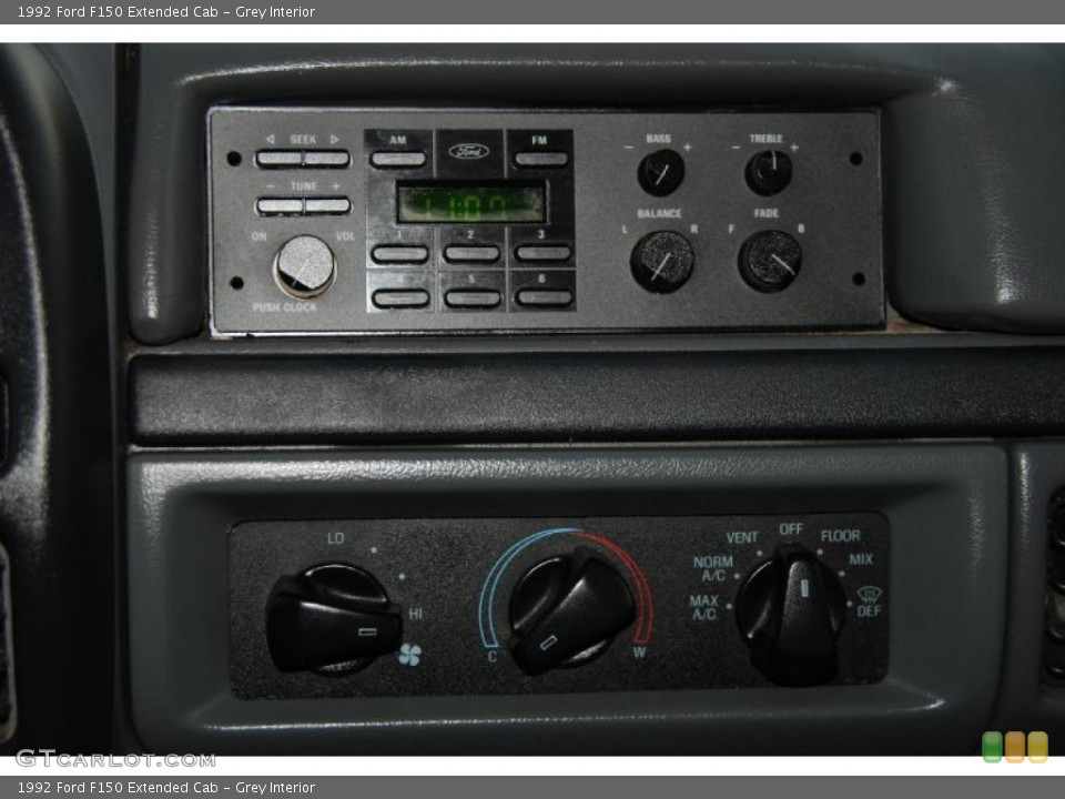 Grey Interior Controls for the 1992 Ford F150 Extended Cab #41896040