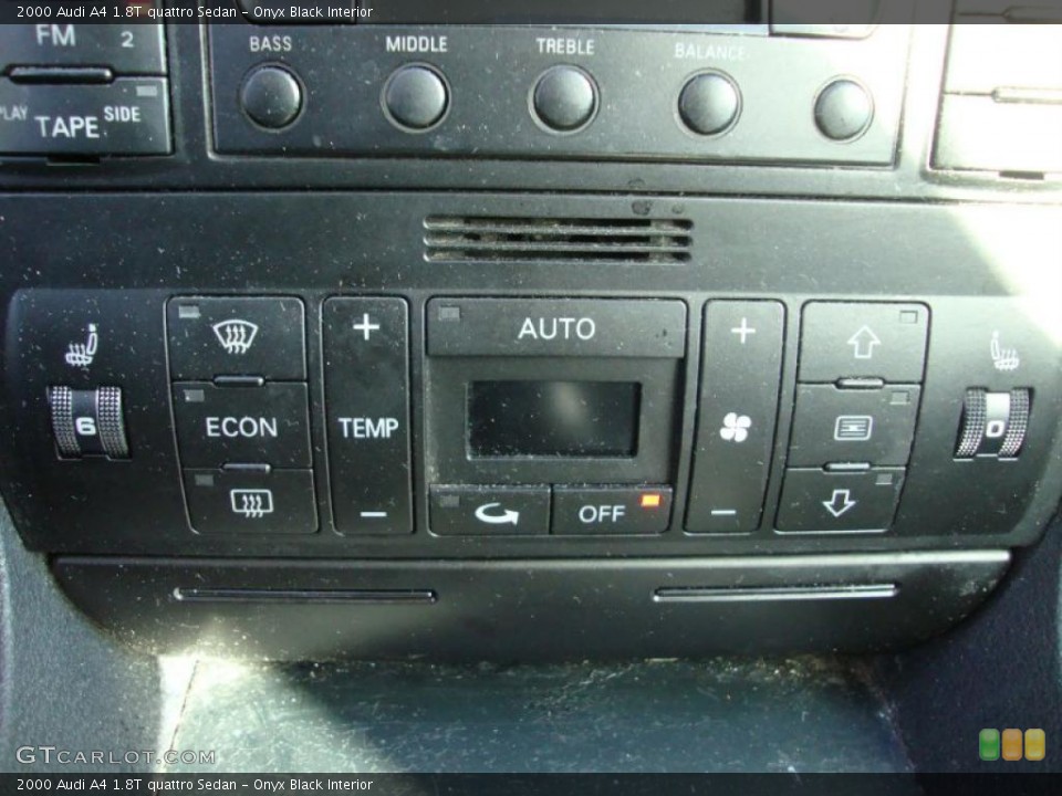 Onyx Black Interior Controls for the 2000 Audi A4 1.8T quattro Sedan #41897699