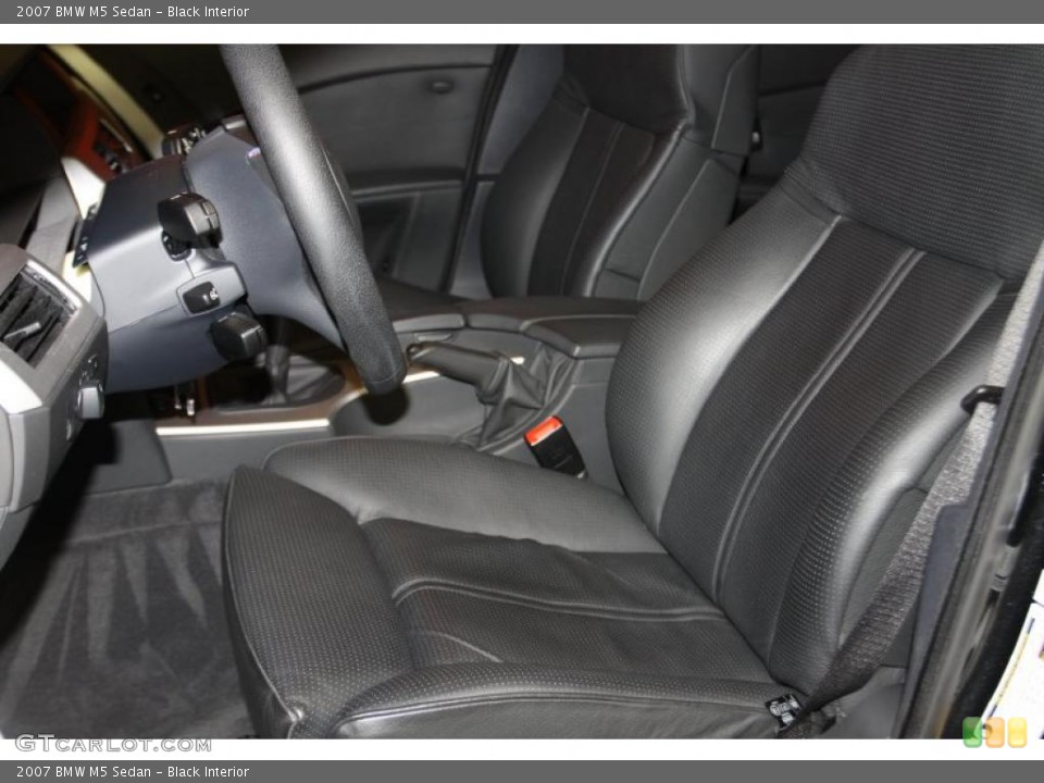 Black Interior Photo for the 2007 BMW M5 Sedan #41908416
