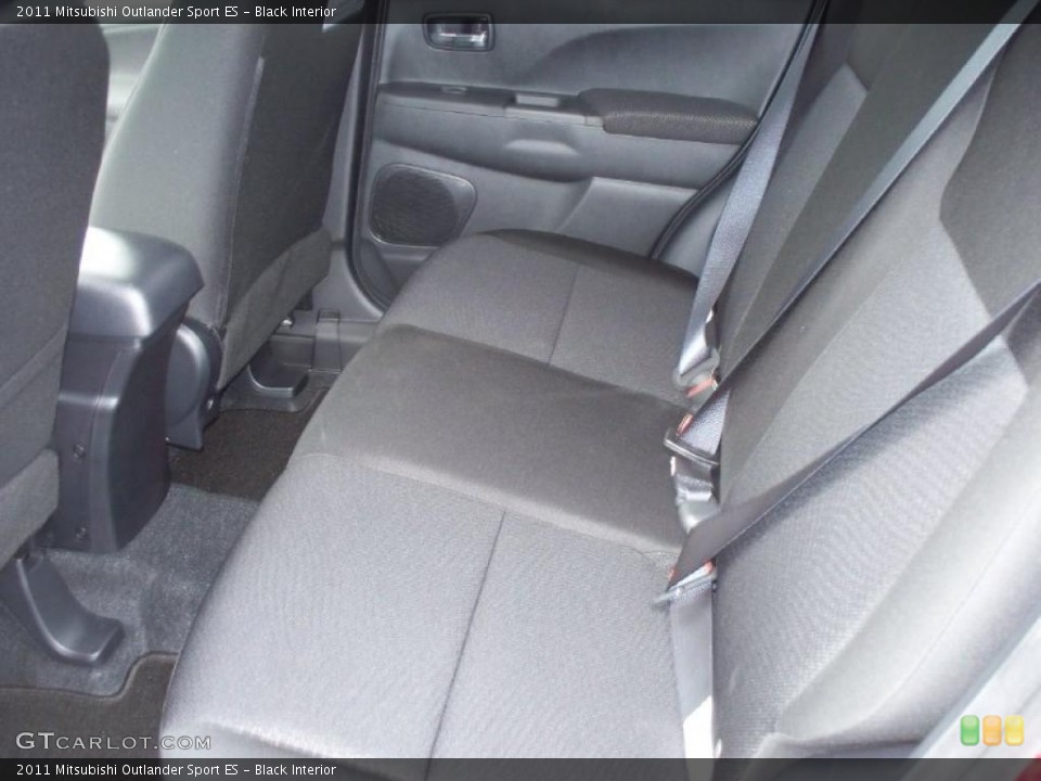 Black Interior Photo for the 2011 Mitsubishi Outlander Sport ES #41914725