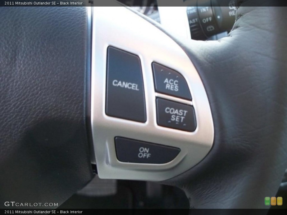 Black Interior Controls for the 2011 Mitsubishi Outlander SE #41915813