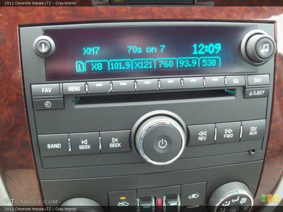 Gray Interior Controls for the 2011 Chevrolet Impala LTZ #41919150