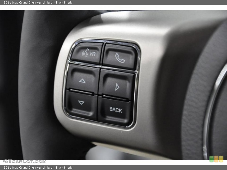 Black Interior Controls for the 2011 Jeep Grand Cherokee Limited #41919574