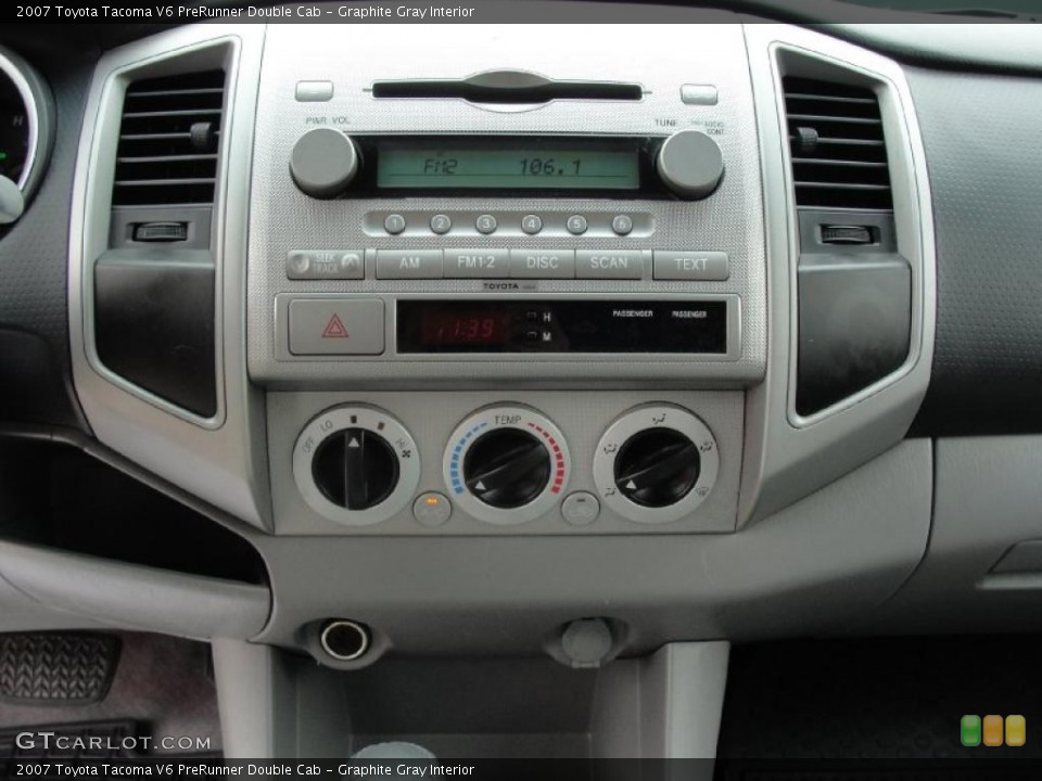 Graphite Gray Interior Controls for the 2007 Toyota Tacoma V6 PreRunner Double Cab #41924411