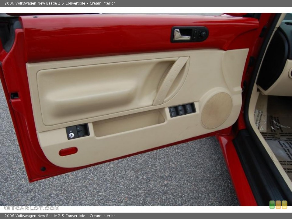 Cream Interior Door Panel for the 2006 Volkswagen New Beetle 2.5 Convertible #41933468