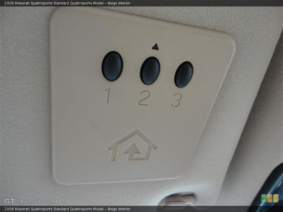 Beige Interior Controls for the 2008 Maserati Quattroporte  #41938623