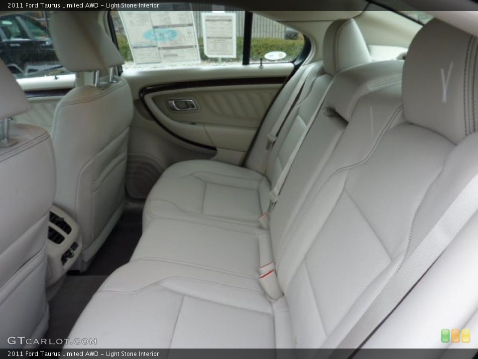 Light Stone Interior Photo for the 2011 Ford Taurus Limited AWD #41945594
