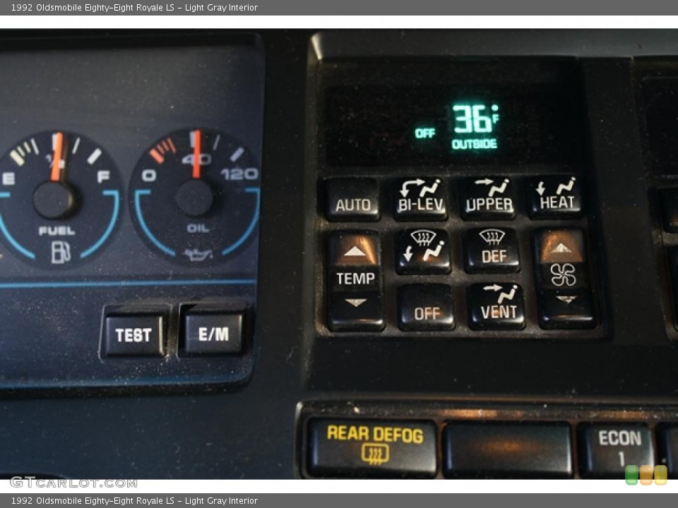 Light Gray Interior Controls for the 1992 Oldsmobile Eighty-Eight Royale LS #41947206
