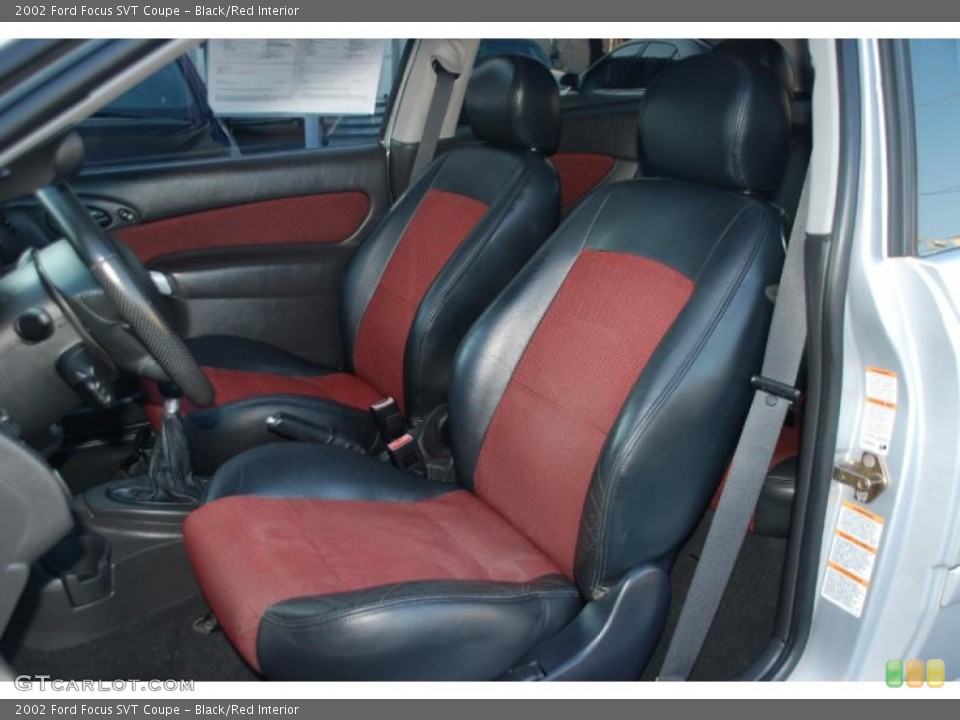Black/Red Interior Photo for the 2002 Ford Focus SVT Coupe #41955368