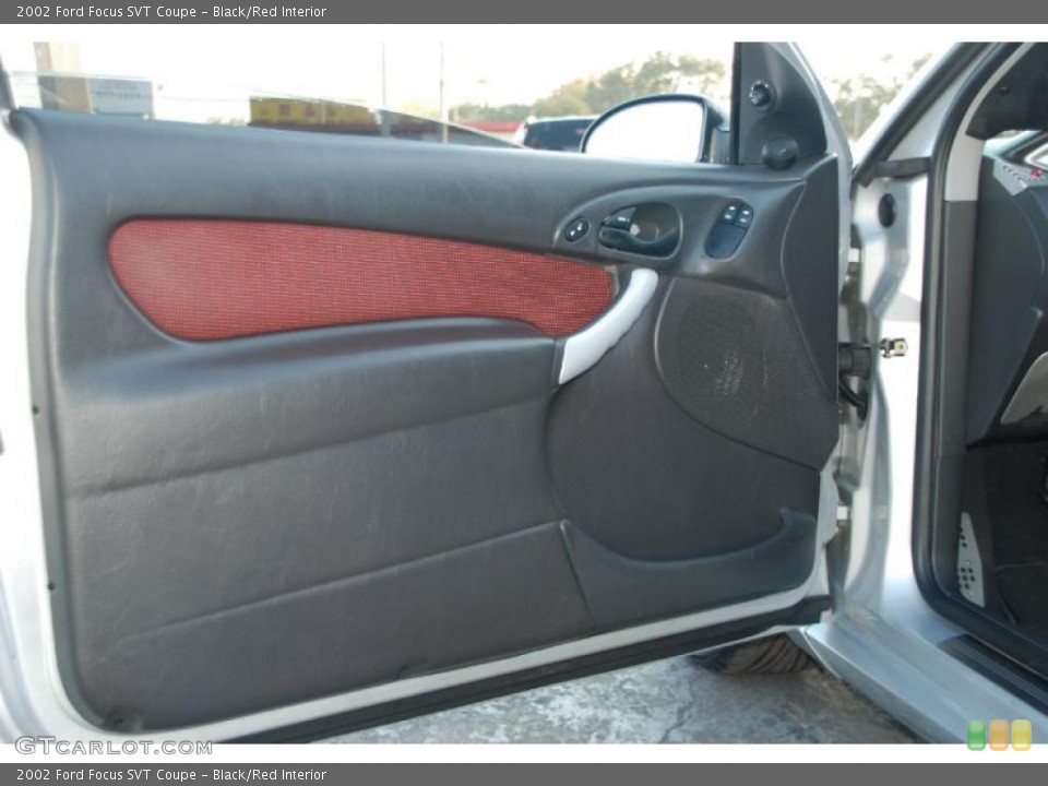 Black/Red Interior Door Panel for the 2002 Ford Focus SVT Coupe #41955400