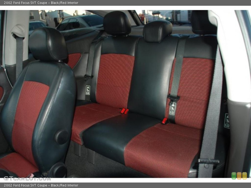 Black/Red Interior Photo for the 2002 Ford Focus SVT Coupe #41955480