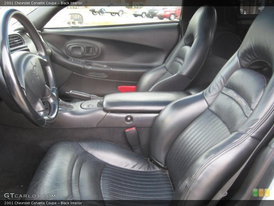 Black Interior Photo for the 2001 Chevrolet Corvette Coupe #41961326
