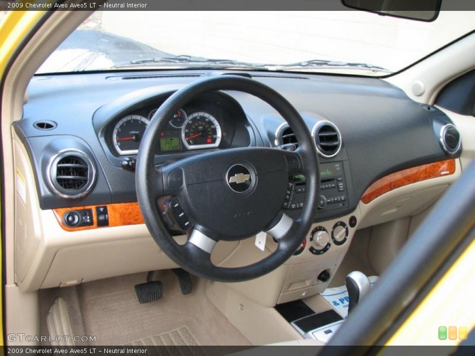 Neutral Interior Dashboard for the 2009 Chevrolet Aveo Aveo5 LT #41961580