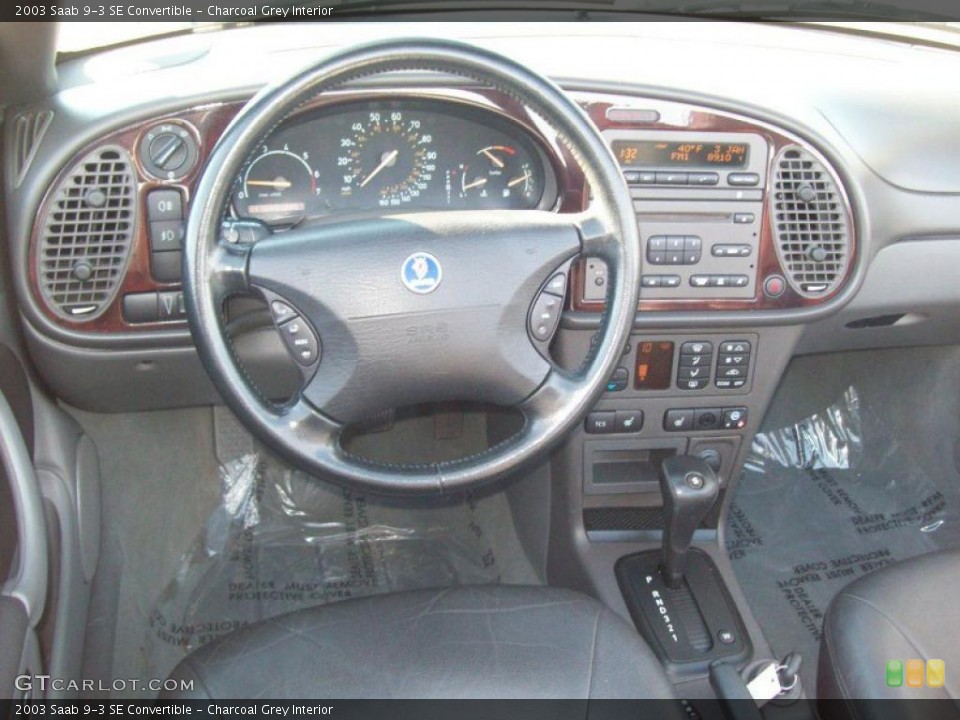Charcoal Grey Interior Photo for the 2003 Saab 9-3 SE Convertible #41981059