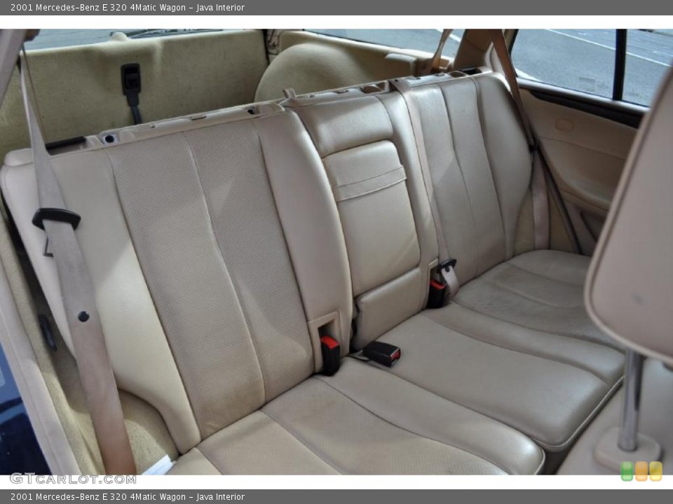 Java Interior Photo for the 2001 Mercedes-Benz E 320 4Matic Wagon #41983091