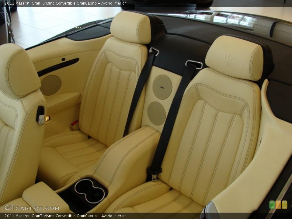 Avorio Interior Photo for the 2011 Maserati GranTurismo Convertible GranCabrio #42023097