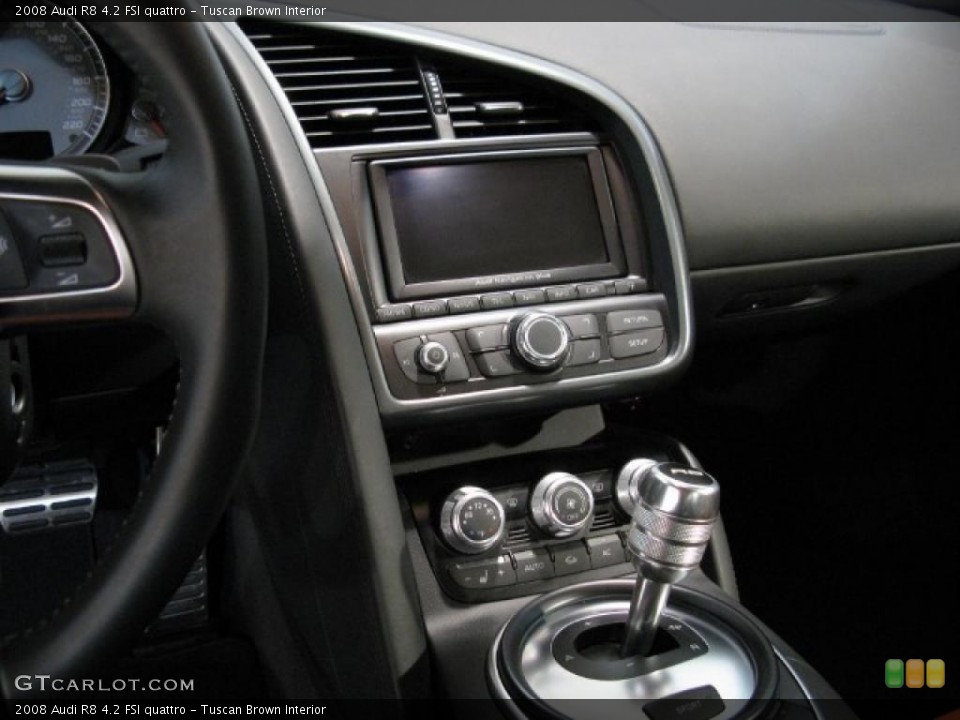 Tuscan Brown Interior Controls for the 2008 Audi R8 4.2 FSI quattro #42067339
