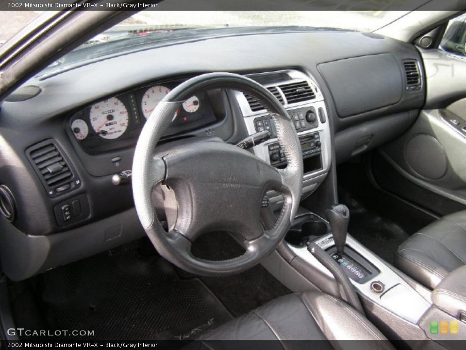 Black/Gray 2002 Mitsubishi Diamante Interiors