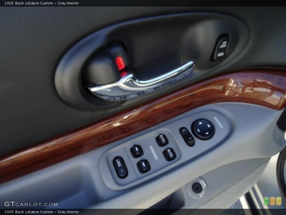 Gray Interior Controls for the 2005 Buick LeSabre Custom #42072999