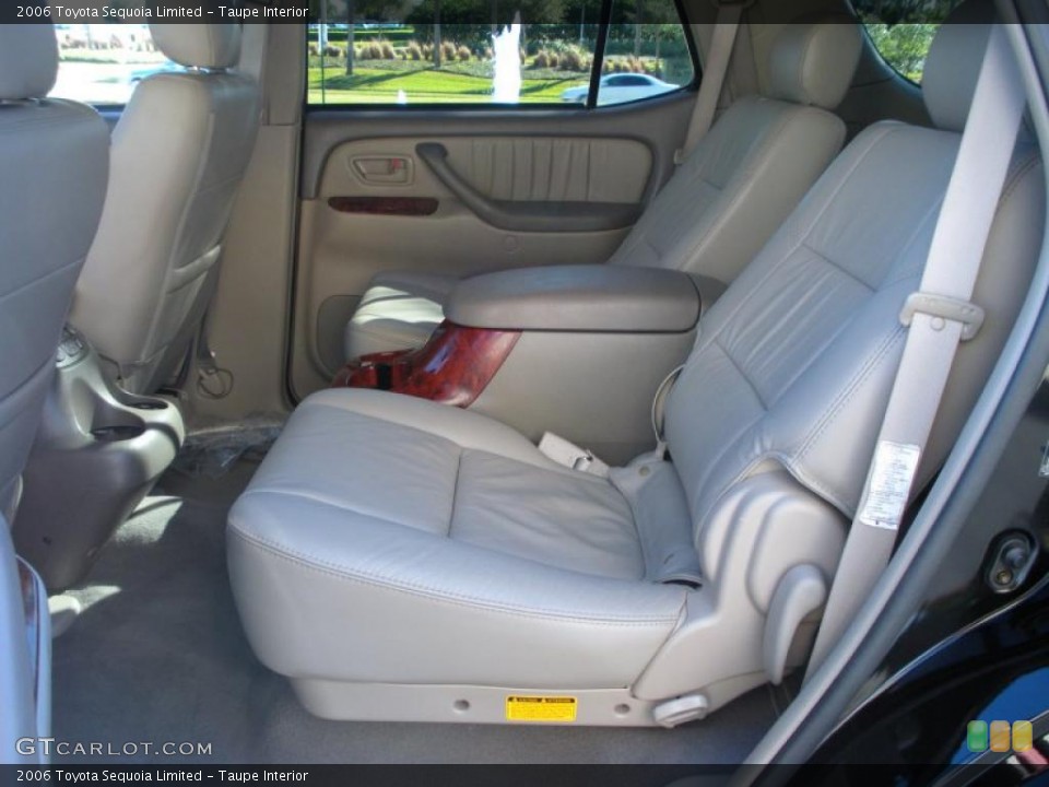 Taupe Interior Photo for the 2006 Toyota Sequoia Limited #42079119