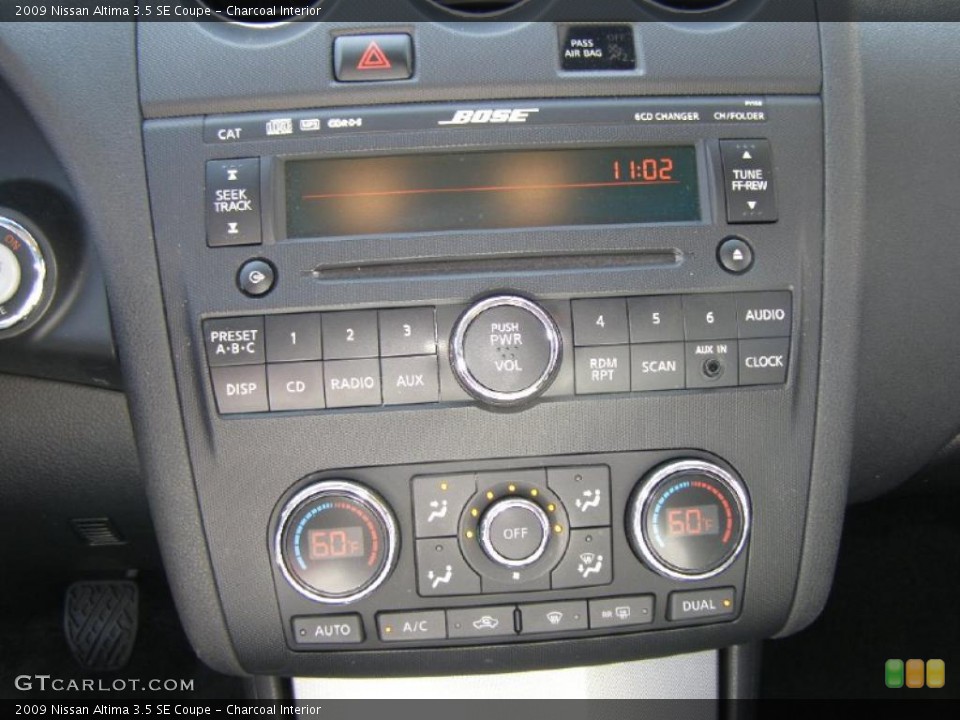 Charcoal Interior Controls for the 2009 Nissan Altima 3.5 SE Coupe #42083651