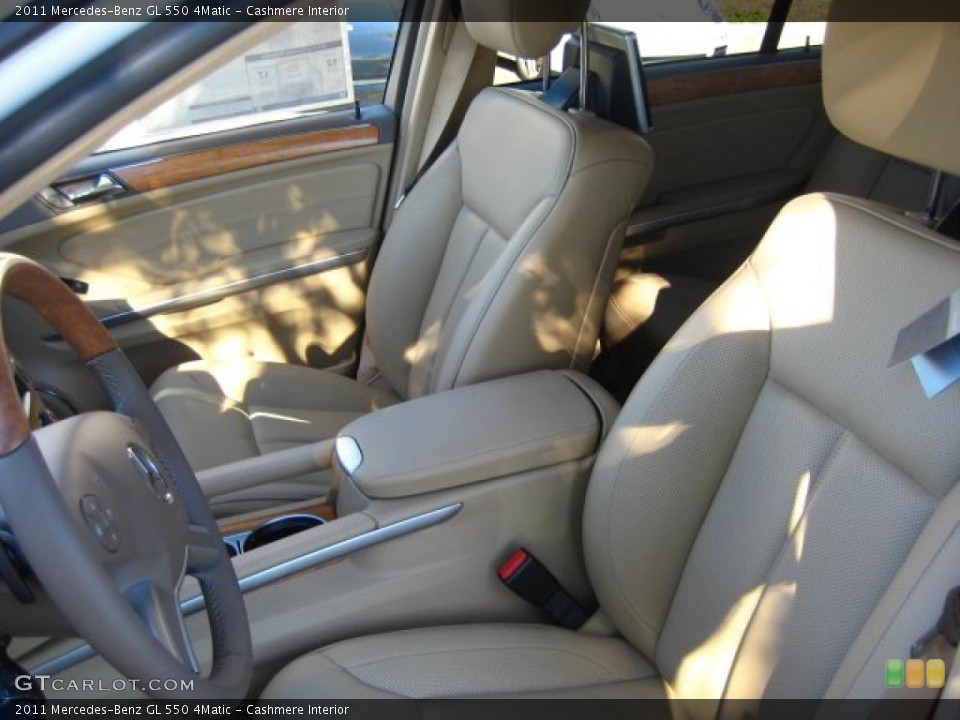 Cashmere Interior Photo for the 2011 Mercedes-Benz GL 550 4Matic #42085903
