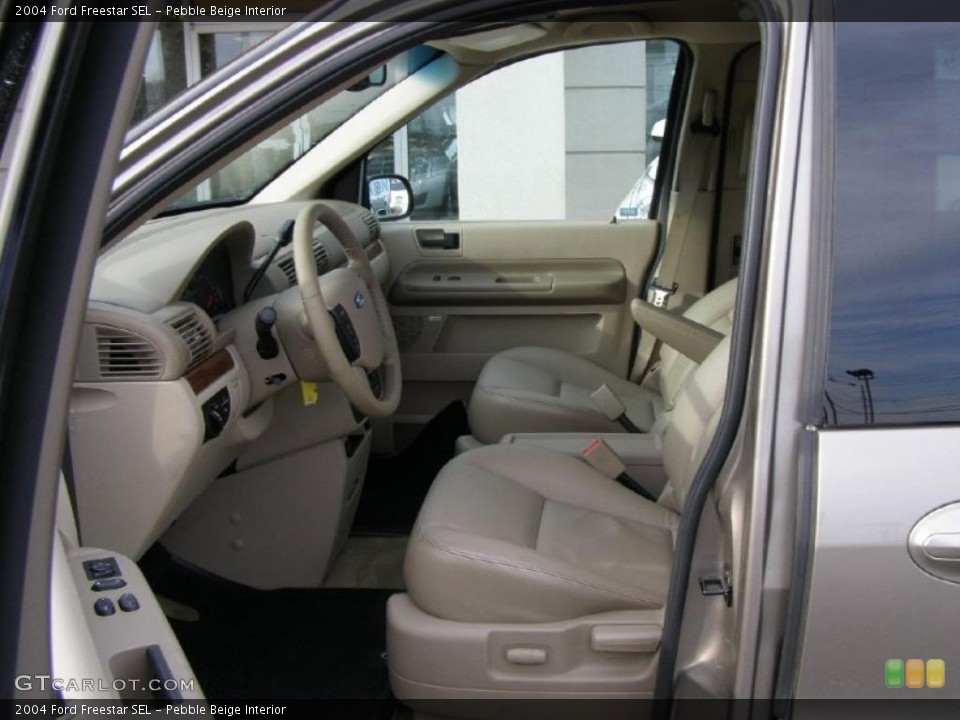 Pebble Beige Interior Photo for the 2004 Ford Freestar SEL #42094487