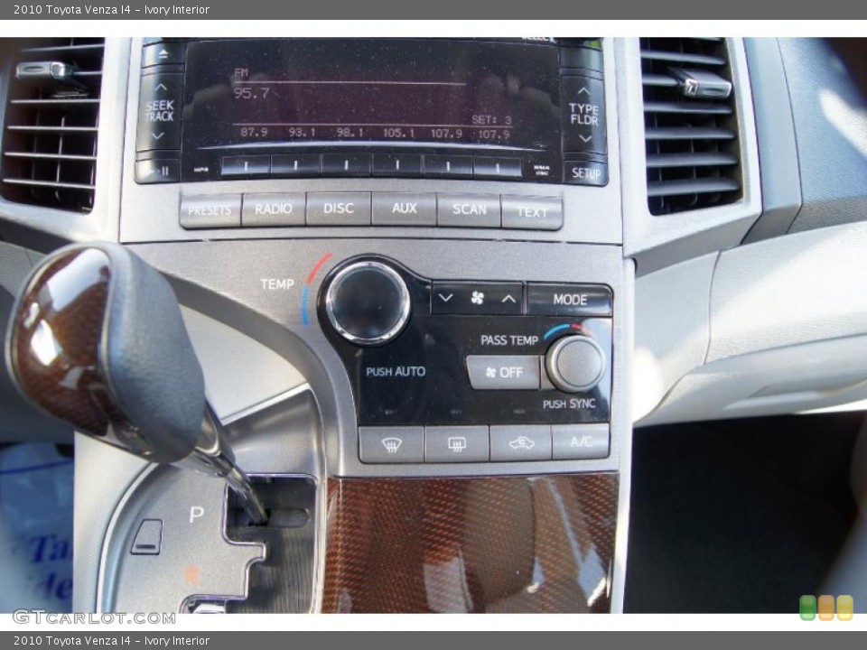 Ivory Interior Controls for the 2010 Toyota Venza I4 #42097532