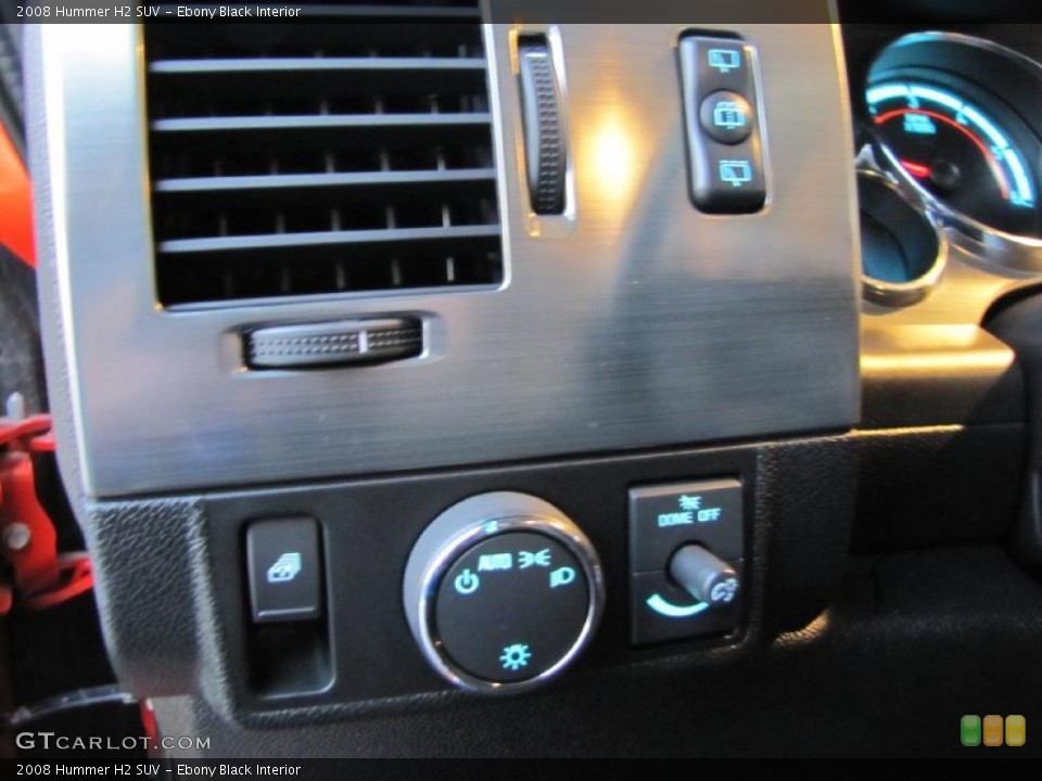 Ebony Black Interior Controls for the 2008 Hummer H2 SUV #42102157