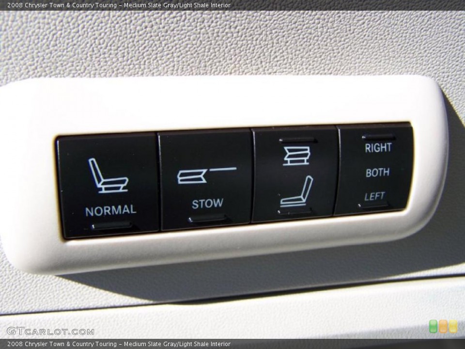 Medium Slate Gray/Light Shale Interior Controls for the 2008 Chrysler Town & Country Touring #42115205