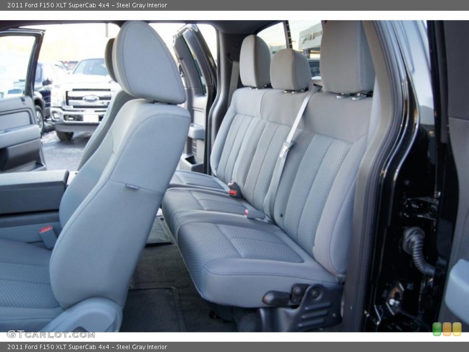 Steel Gray Interior Photo for the 2011 Ford F150 XLT SuperCab 4x4 #42119838