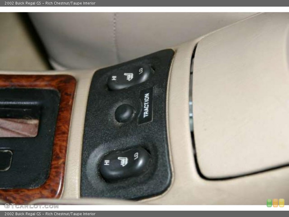 Rich Chestnut/Taupe Interior Controls for the 2002 Buick Regal GS #42128730