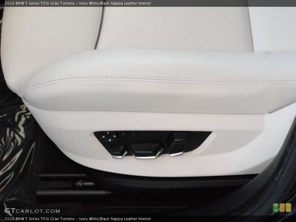 Ivory White/Black Nappa Leather Interior Photo for the 2010 BMW 5 Series 550i Gran Turismo #42132007