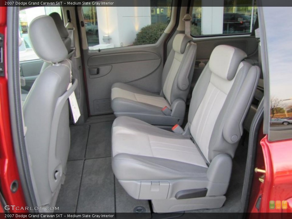 Medium Slate Gray Interior Photo for the 2007 Dodge Grand Caravan SXT #42140019