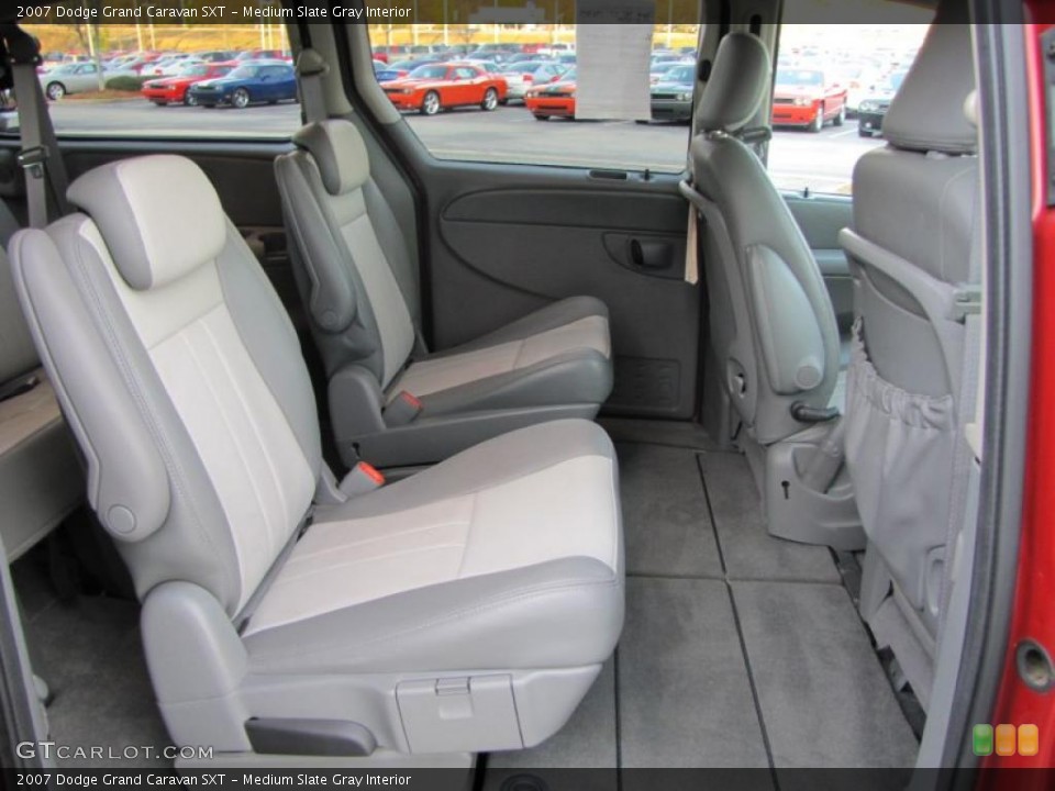 Medium Slate Gray Interior Photo for the 2007 Dodge Grand Caravan SXT #42140067