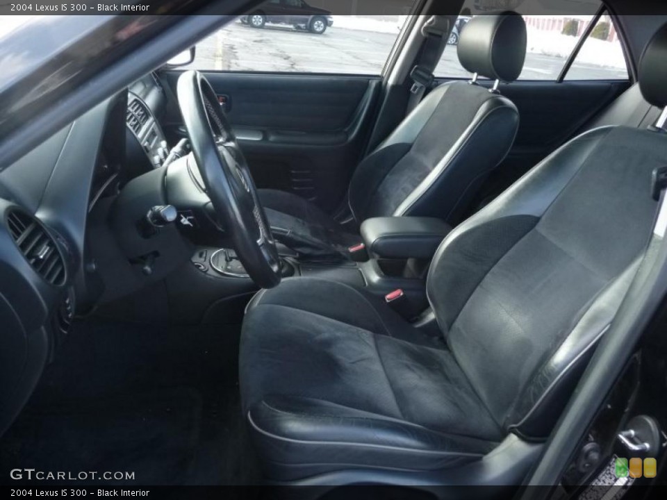 Black Interior Photo for the 2004 Lexus IS 300 #42143132