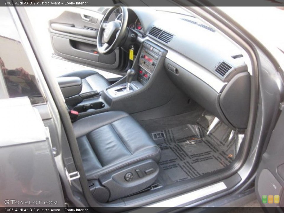 Ebony Interior Photo for the 2005 Audi A4 3.2 quattro Avant #42145748