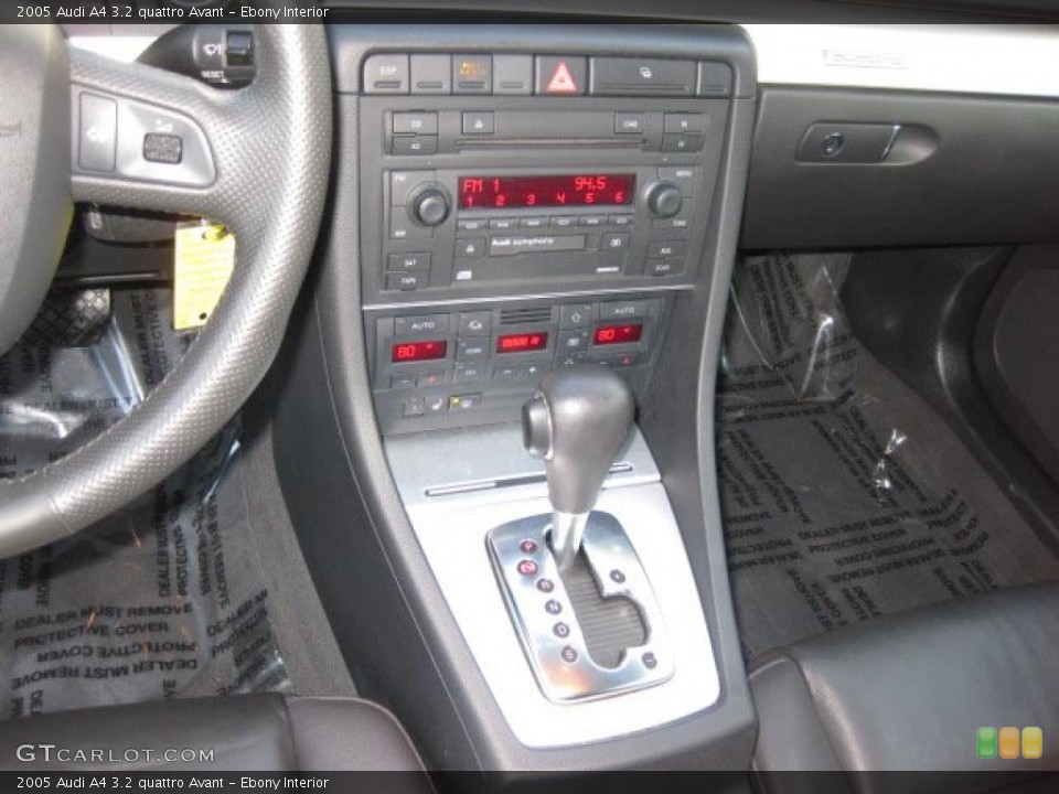 Ebony Interior Controls for the 2005 Audi A4 3.2 quattro Avant #42145796