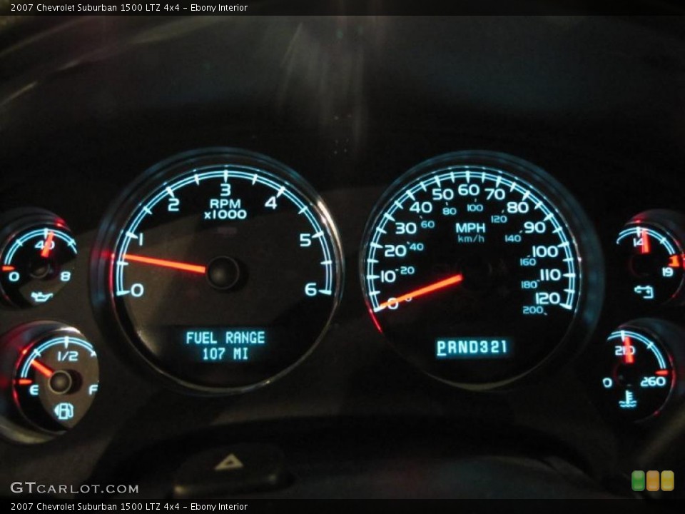 Ebony Interior Gauges for the 2007 Chevrolet Suburban 1500 LTZ 4x4 #42146512