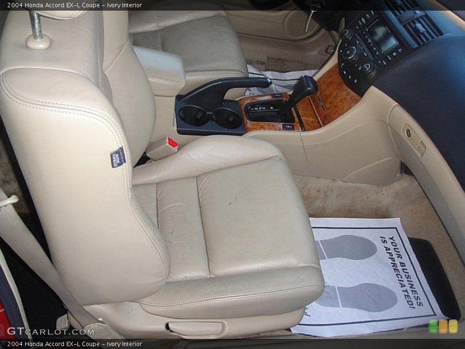 Ivory Interior Photo for the 2004 Honda Accord EX-L Coupe #42161912